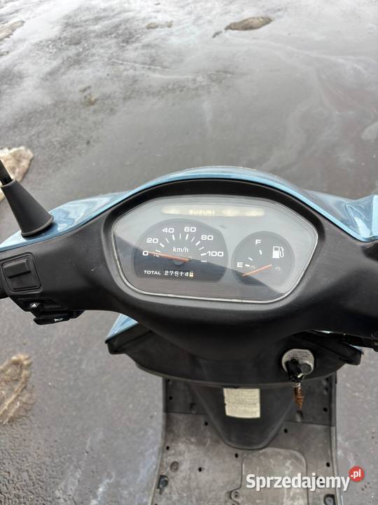 Suzuki UE 125 Suzuki Łaźniki