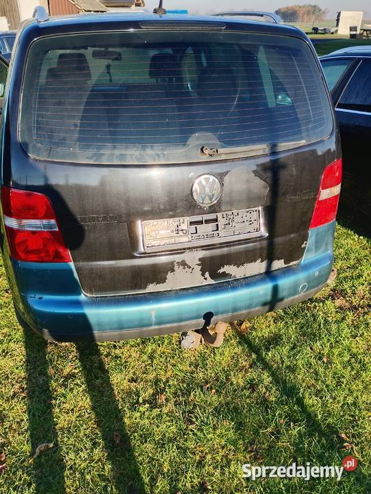 Volkswagen Touran 16 benzyna 2005r manualna Janowiec Wielkopolski