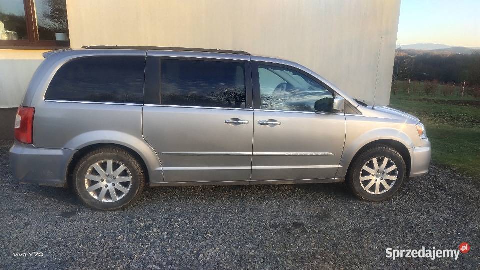 Chrysler Town country Touring z LPG małopolskie Wieliczka