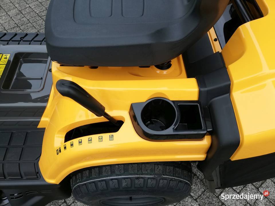 Nowy traktor z pługiem śnieżnym 2 cylindry 20 Kobiele Wielkie