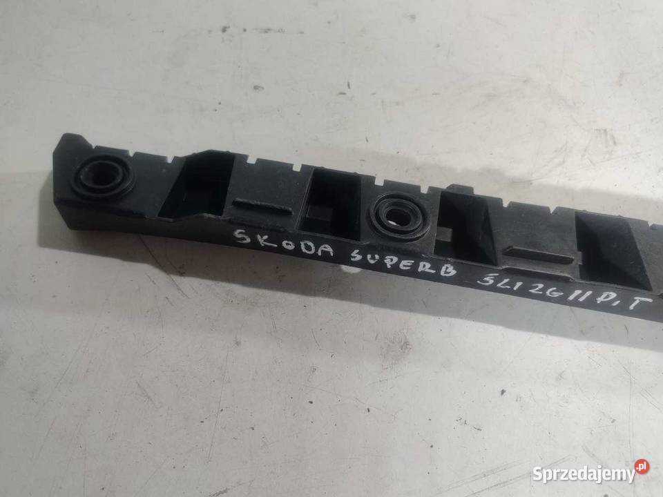 ŚLIZG ZDERZAKA PRAWY TYŁ SKODA SUPERB 3T9807394 wielkopolskie sprzedam