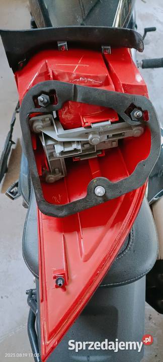 Lampa tył lewa VW Golf V Kombi pomorskie Wejherowo sprzedam