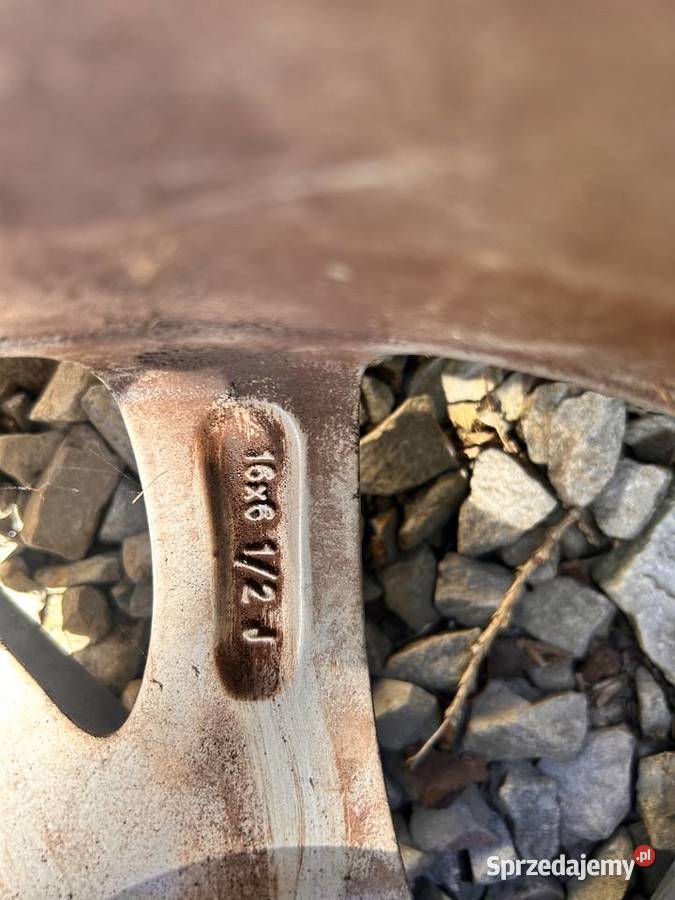 Felga Alu TOYOTA AURIS 5X1143 ET45 6J 4261102L80 Kielce