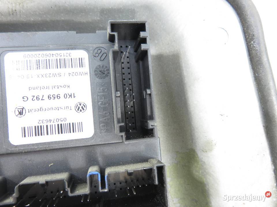 PODNOŚNIK SZYBY PRAWY PRZEDNI VW GOLF V