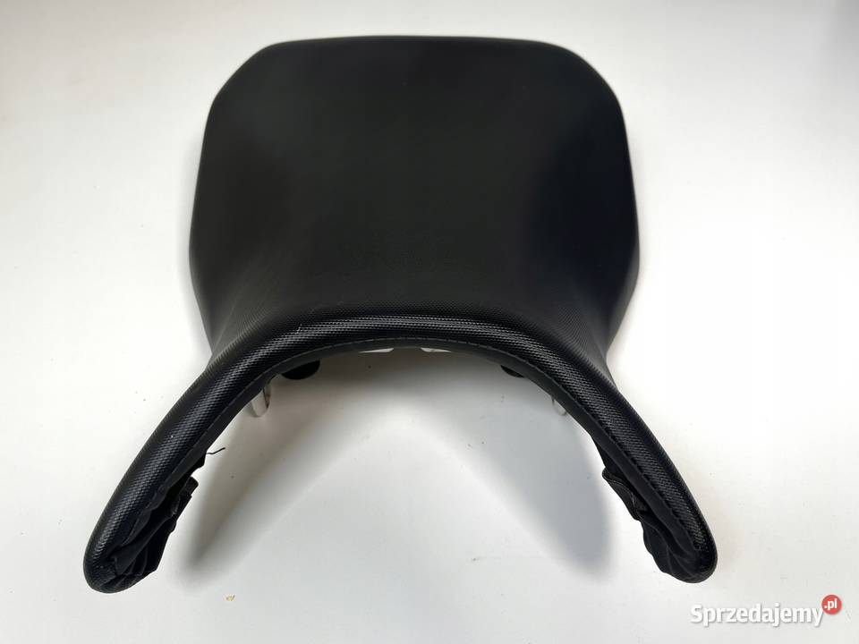 SUZUKI GSR 750 1116 Siedzenie Fotel Kanapa Łobżenica