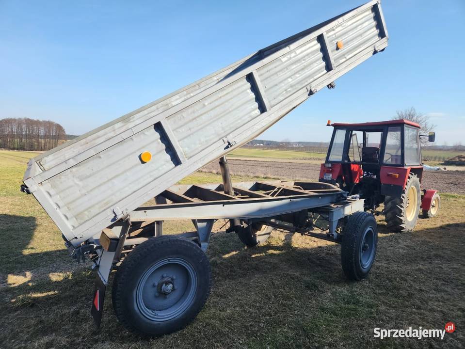 Przyczepa d47 wywrotka na trzy strony łódzkie