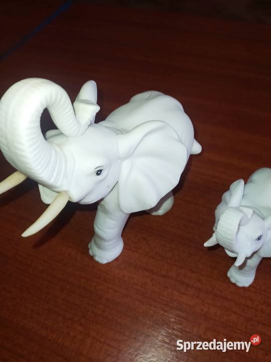 Porcelanowe słonie Zestaw trzech ozdobnych śląskie Bytom