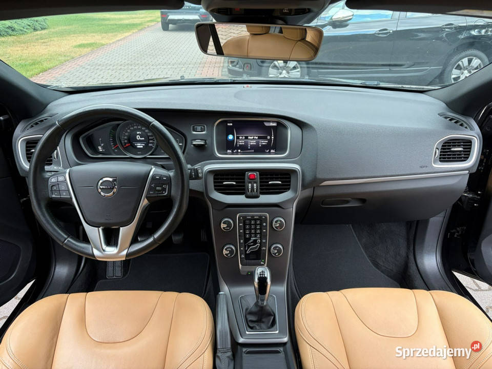 Volvo V40 20 Full LED Skóry Podgrzewane fotele 2 Hatchback V40 mazowieckie Lipówki