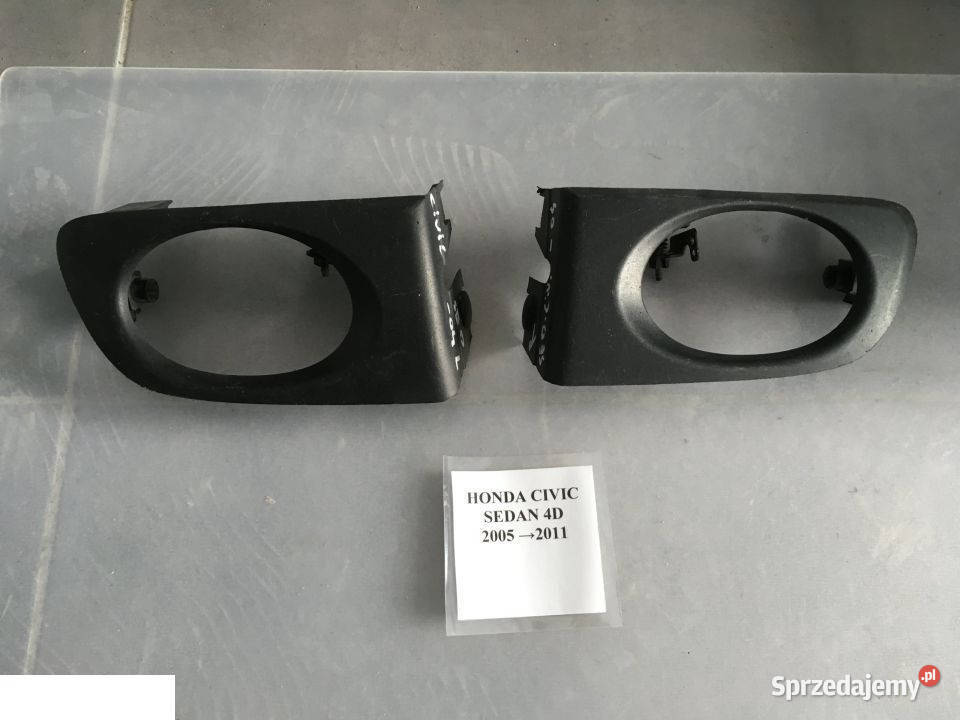 HONDA CIVIC SEDAN 2002 RAMKA HALOGENU PRAWA LEWA Kozubszczyzna