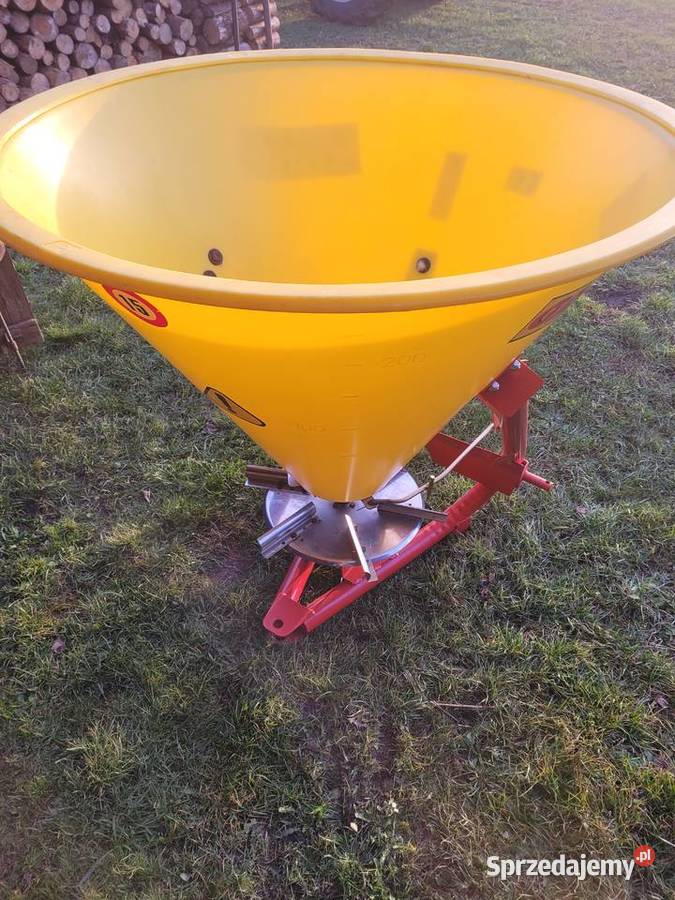 Rozsiewacz do nawozu nieuszkodzony Zawadzkie