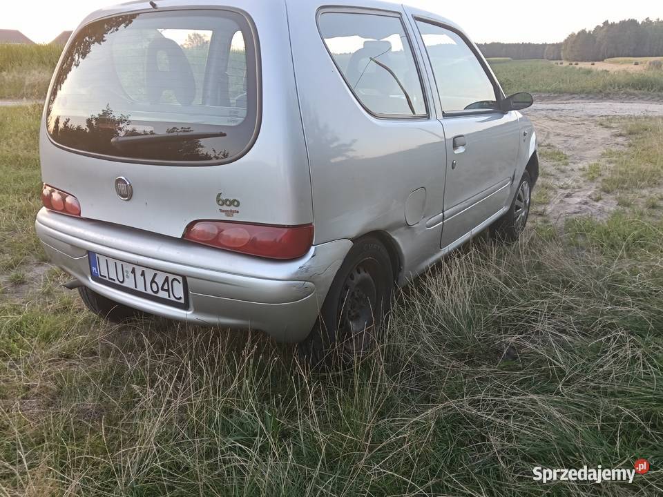 Fiat Seicento 11 2010 Polski salon 101 850 benzyna Wnętrzne