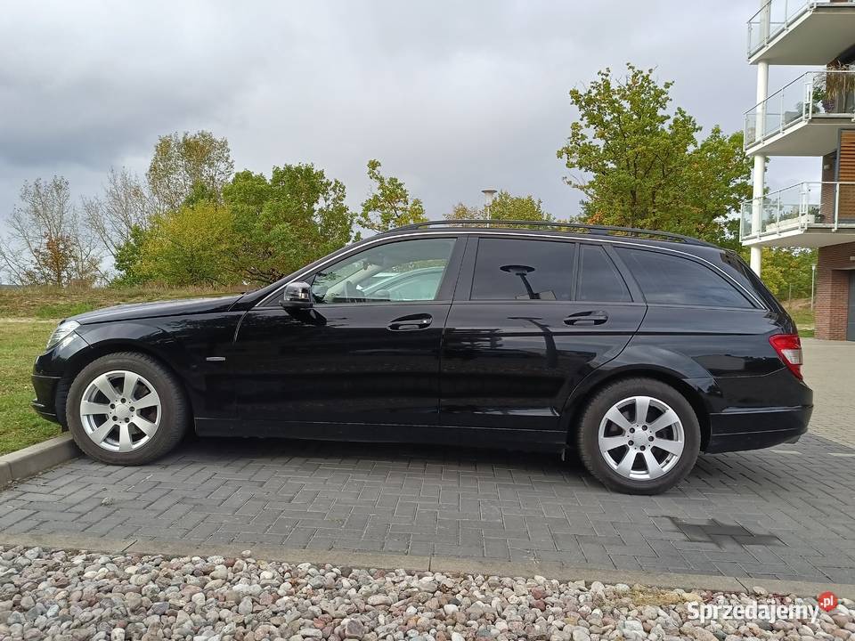 MercedesBenz C W204 Kombi Benzyna 2009 128 000 elektrochrom. lusterko wst.