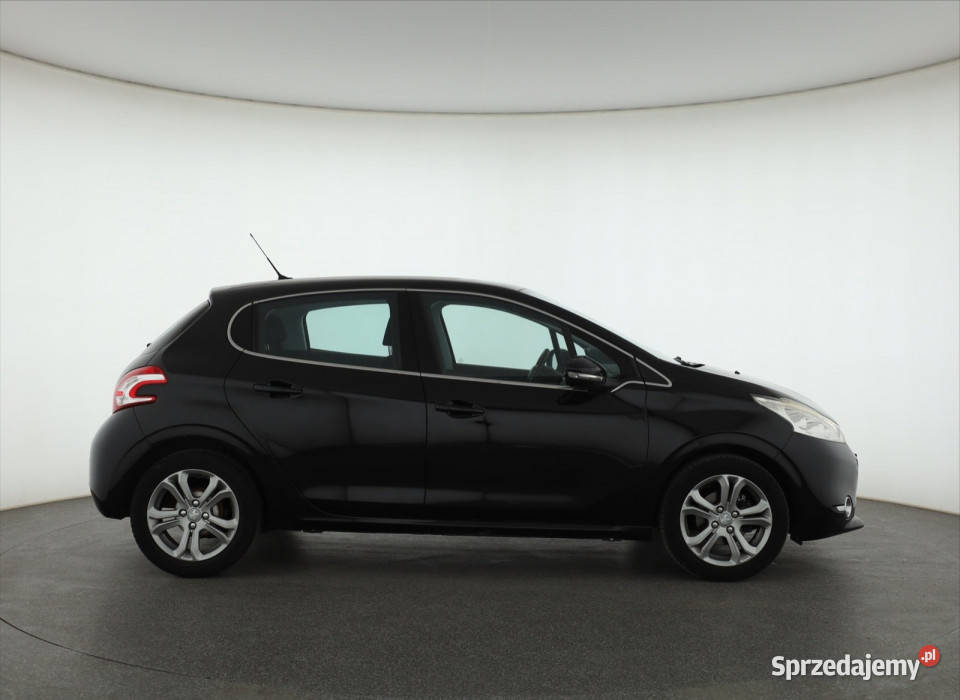 Peugeot 208 12 PureTech czujnik parkowania Piaseczno