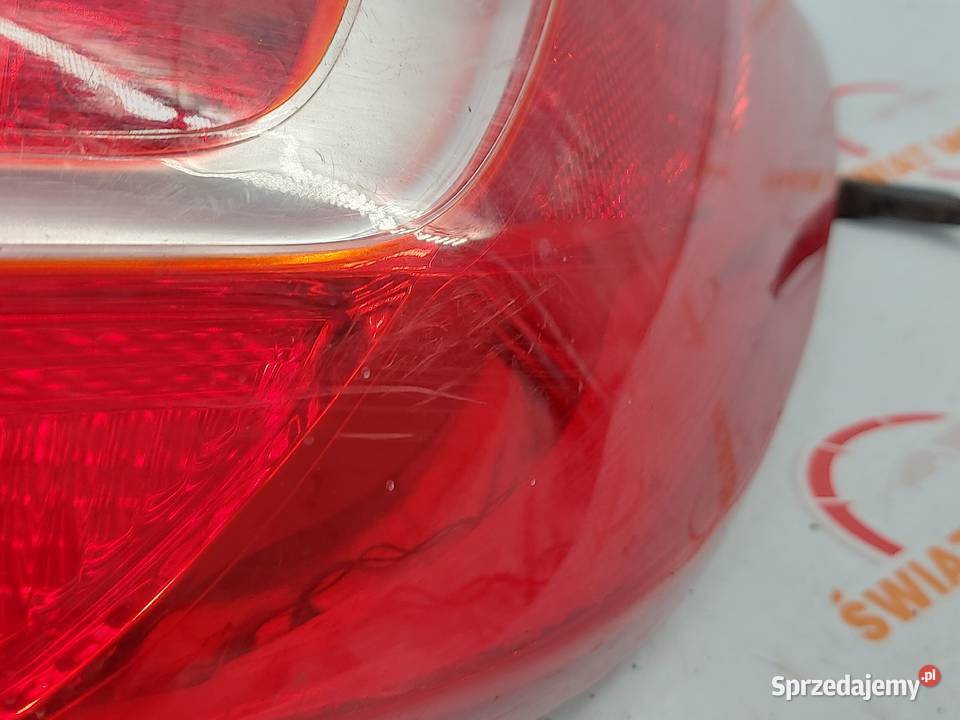 KIA SPORTAGE III 12r lampa prawa tył Kielce sprzedam