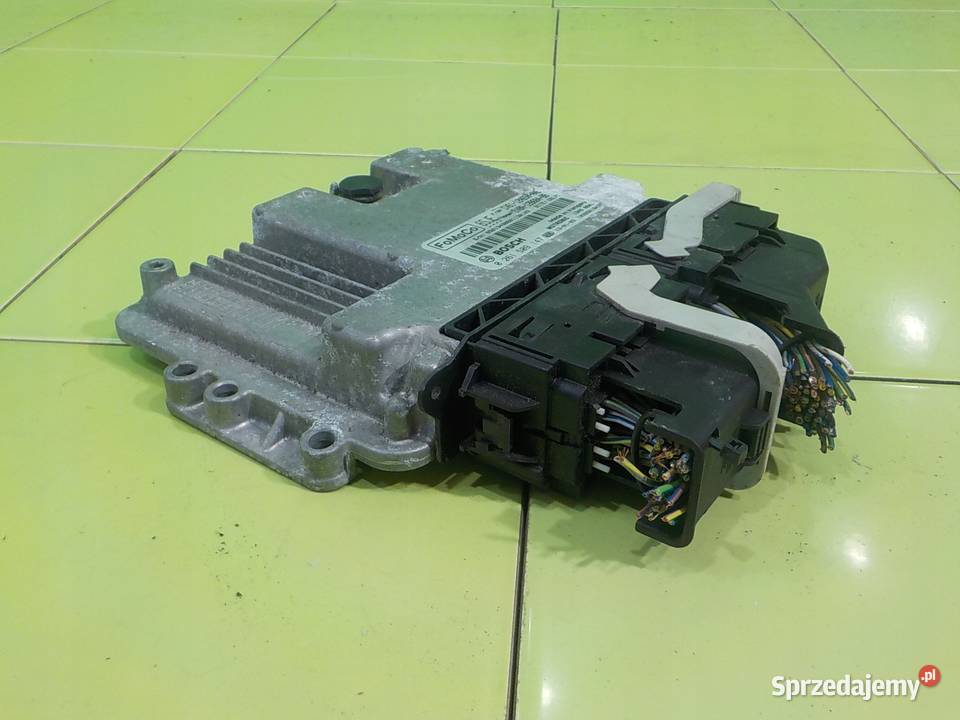 FORD FOCUS MK3 13r HB 5D sterownik komputer Suków