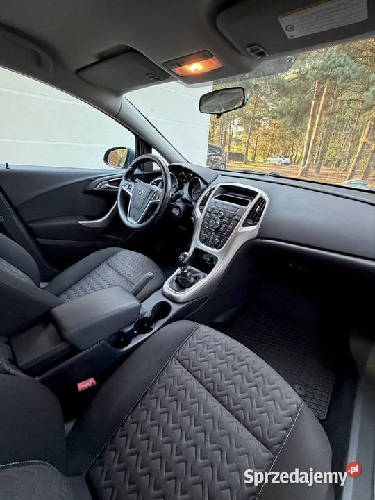 Opel Astra J 14t Polift Oryginalny lakier Płońsk