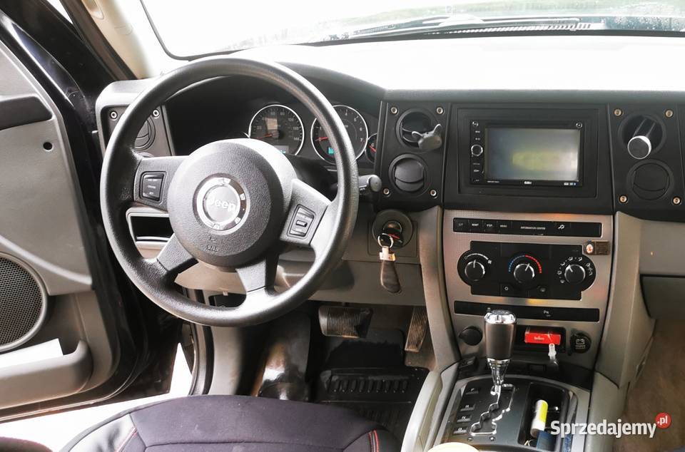 Jeepa Commander 37 benzyna gaz lift 3 cale Lubenia