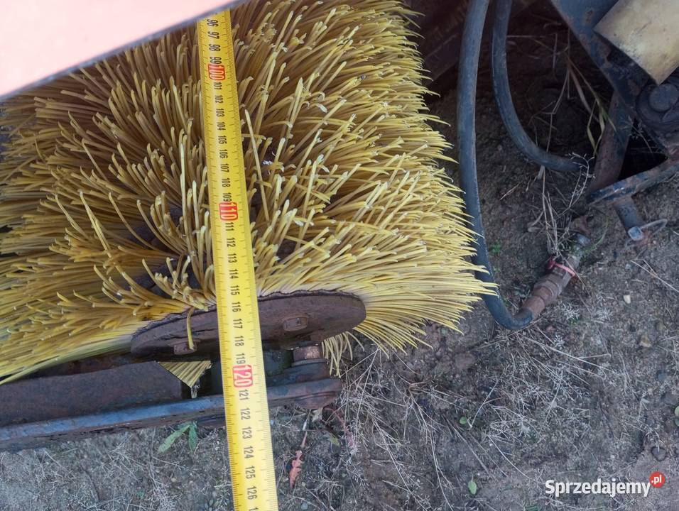 Pług do śniegu zamiatarka solarka Buk