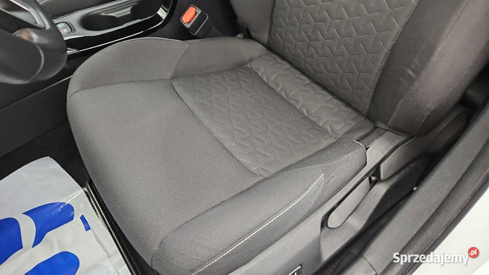 Toyota Corolla 18 Hybrid Comfort Z Polskiego autoalarm Warszawa