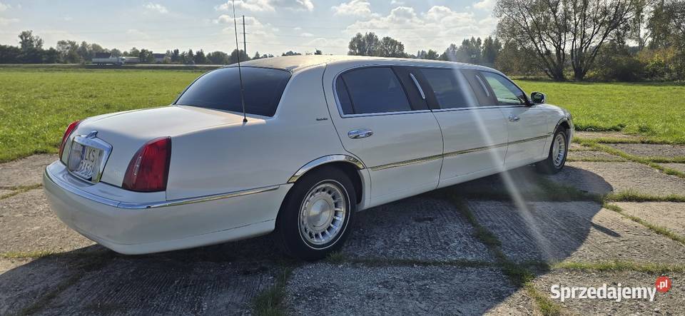Lincoln Town Car 2001 46 V8 300 zamiana lakier metallic lubelskie