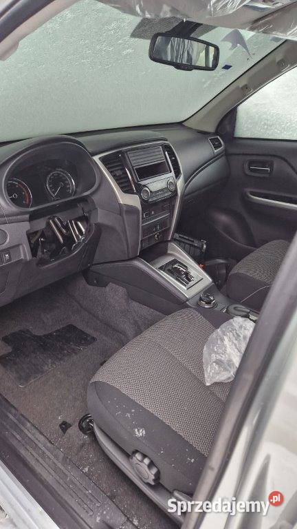 Mitsubishi L200 kabina karoseria kompletna z terenowe śląskie Bielsko-Biała sprzedam