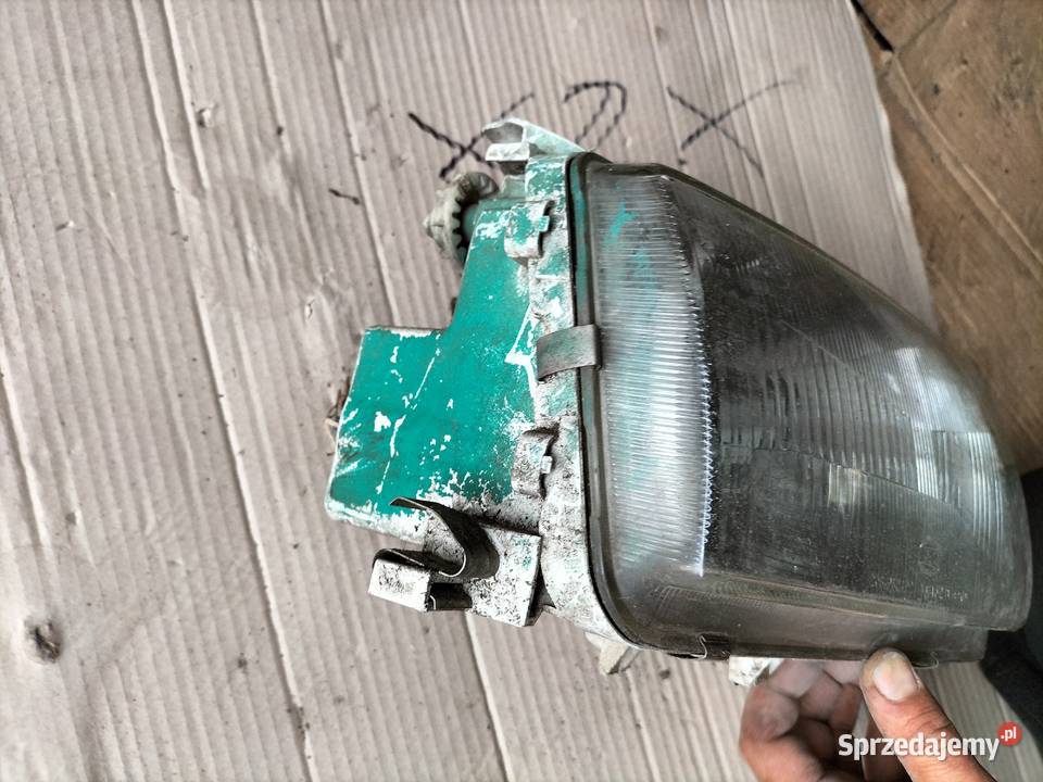 LAMPA PRZÓD PRAWA REFLEKTOR Polo 3 III 6N 6N2 Prawe