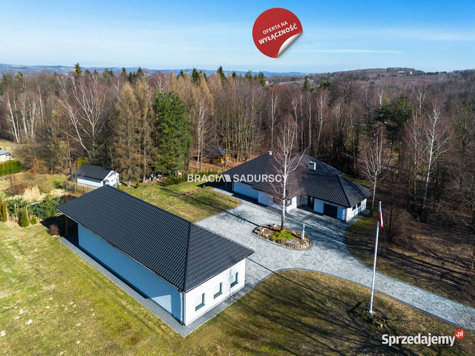 Dom wolnostojący 2077m2 Łomna