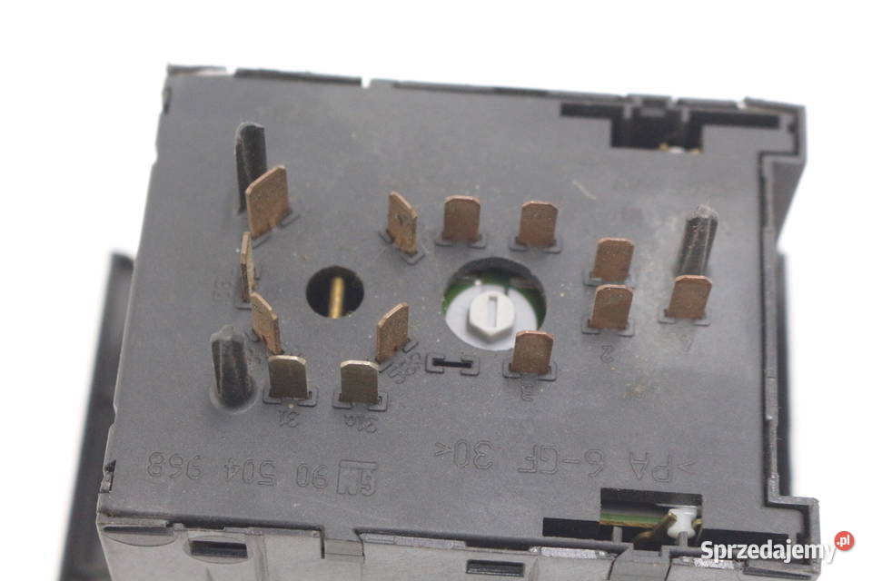 OPEL VECTRA B LIFT PRZEŁĄCZNIK ŚWIATEŁ 90504968 osobowe Prochowice sprzedam