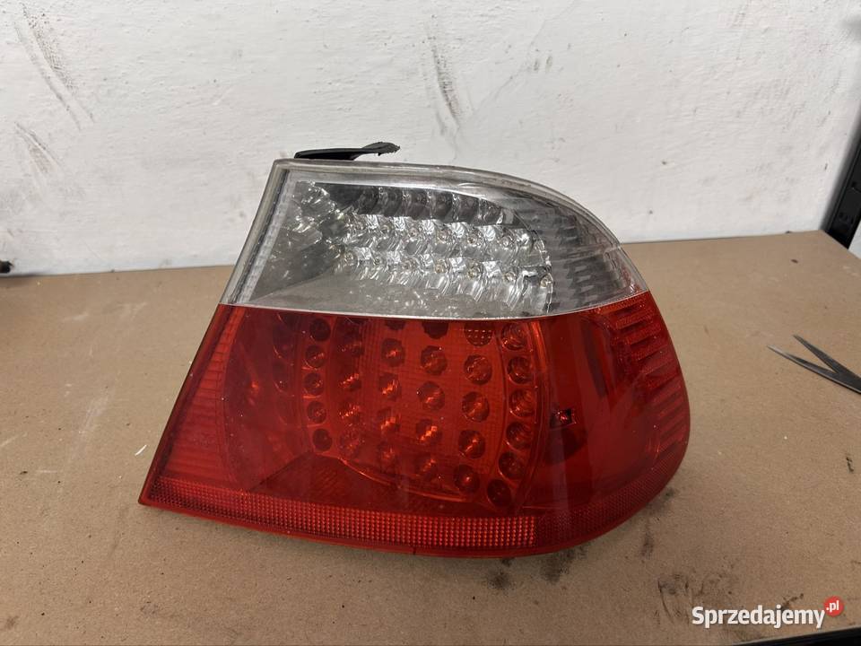 Prawa lampa tył BMW E46 coupe prawe Radomsko
