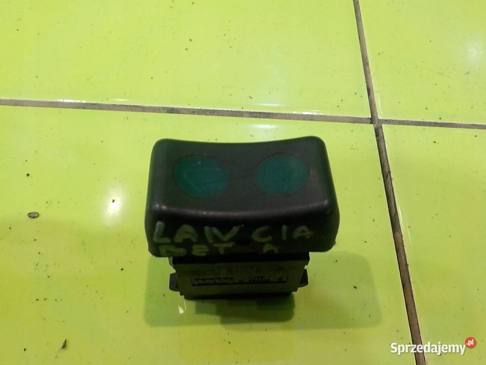 LANCIA BETA 20 B 83r COUPE 2D przelacznik Suków