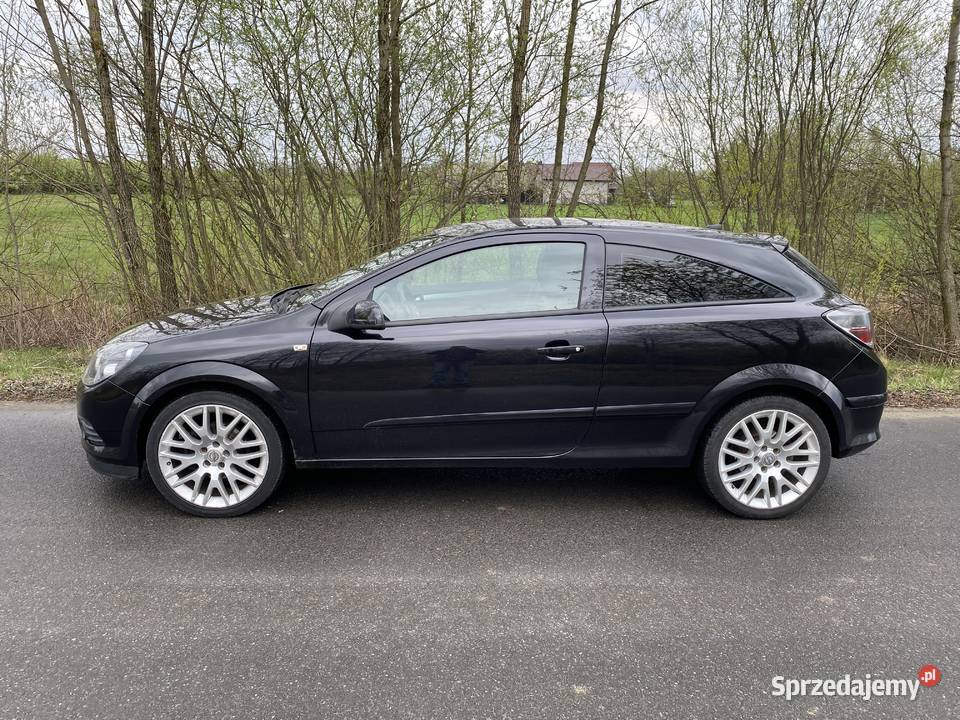 Opel Astra GTC 18 140 Opel Konin