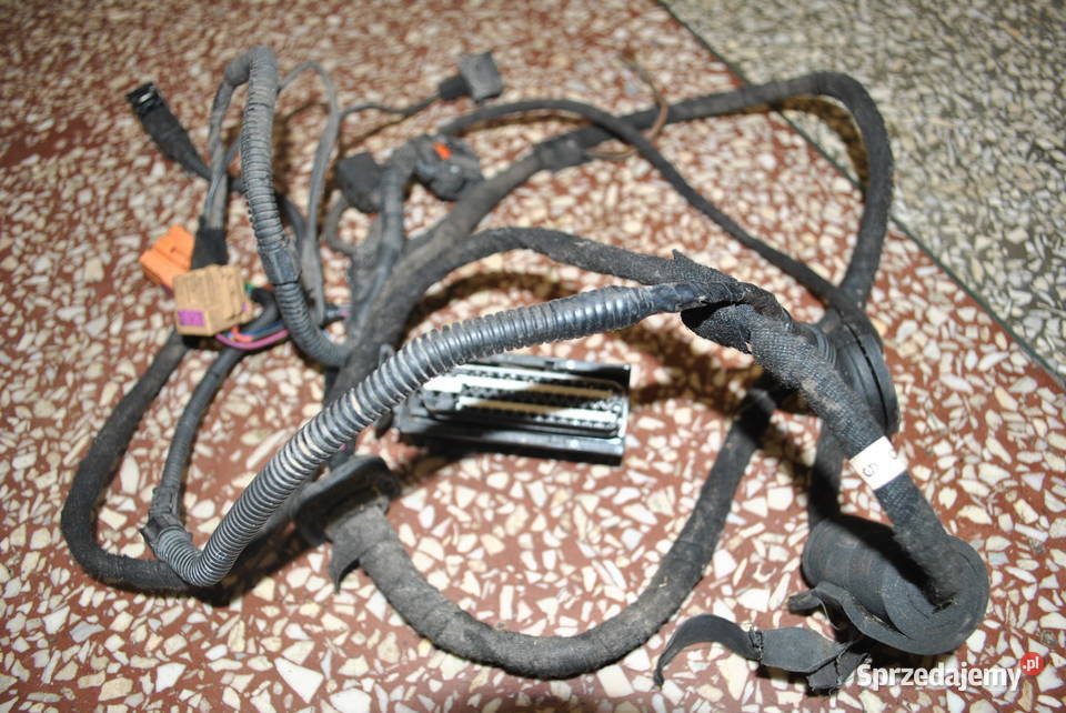 Kompletna wiązka silnika AKQ 14 16V Volkswagen śląskie Poręba