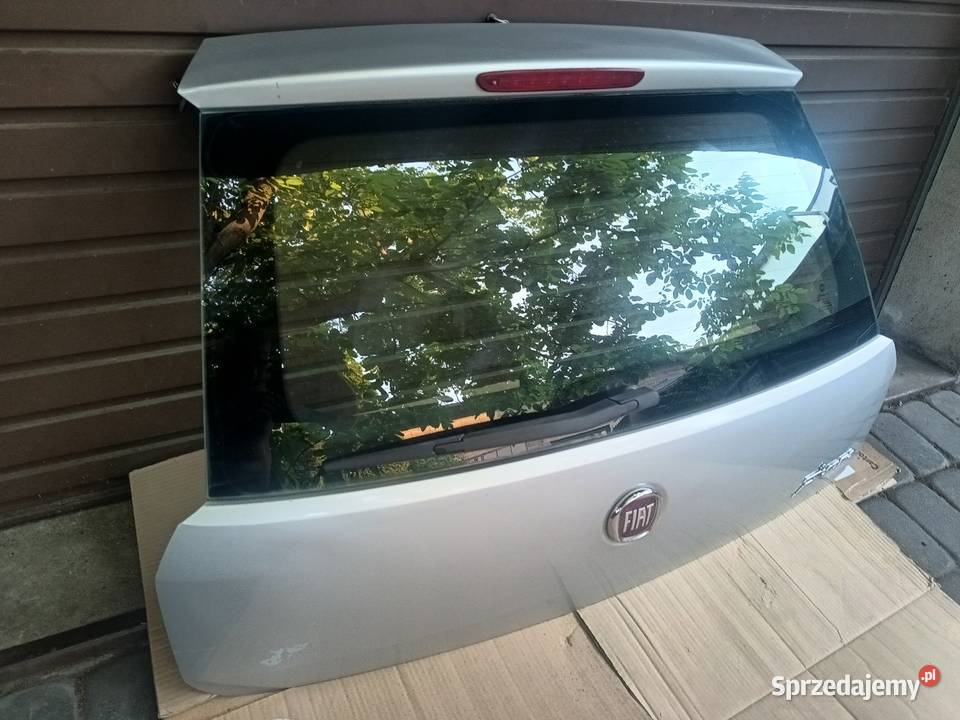 Klapa bagażnika fiat grande punto kod lakieru łódzkie Głowno