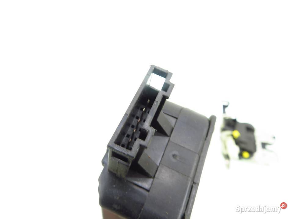 ZAMEK KLAPY DOCIĄG SKODA SUPERB II 4F9827303A