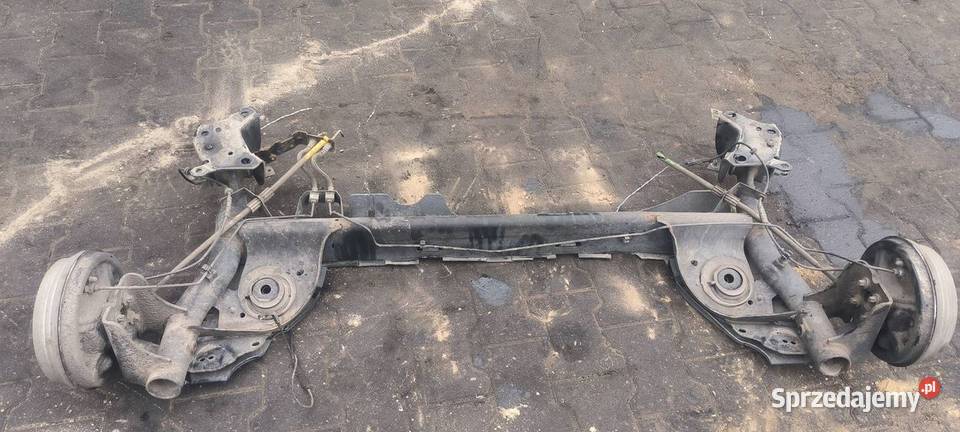 BELKA SANKI TYŁ RENAULT CLIO IV
