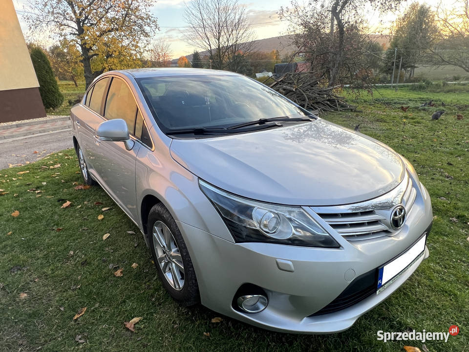 Toyota Avensis T27 Lift Silnik 20 D4D Diesel srebrny Nowa Słupia sprzedam