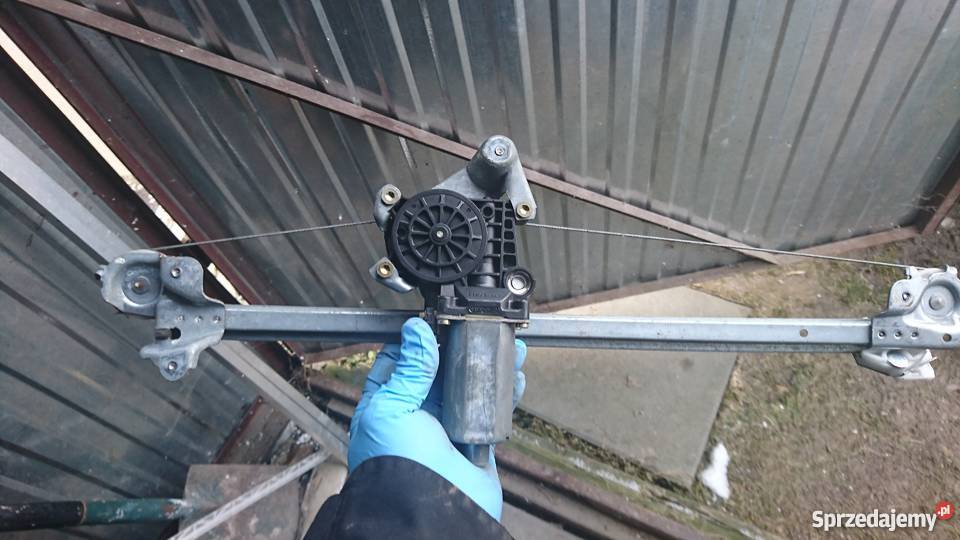 Mercedes e klasa W 210 podnośnik szyby tył prawy Chmielnik