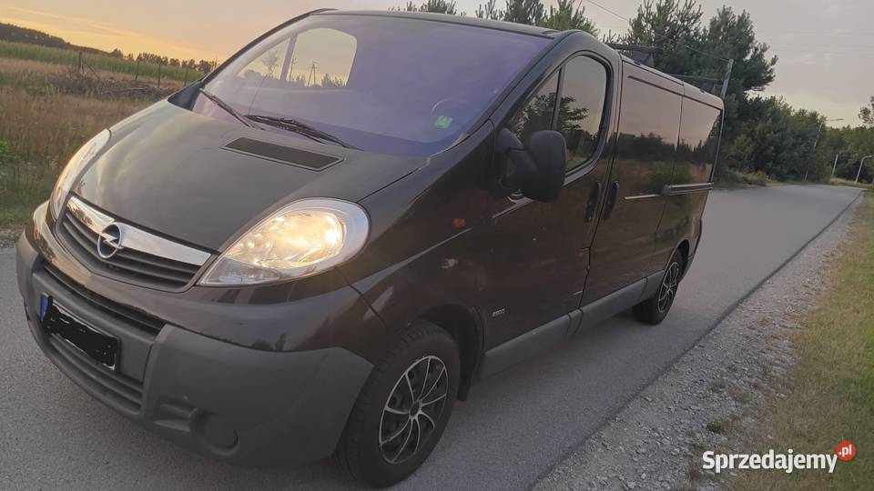 Opel Vivaro długi Long L2H1 2011 Silnik 20 CDTI 115KM łódzkie Bełchatów
