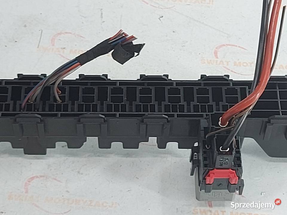 VW CRAFTER I LIFT 16r skrzynka bezpieczników