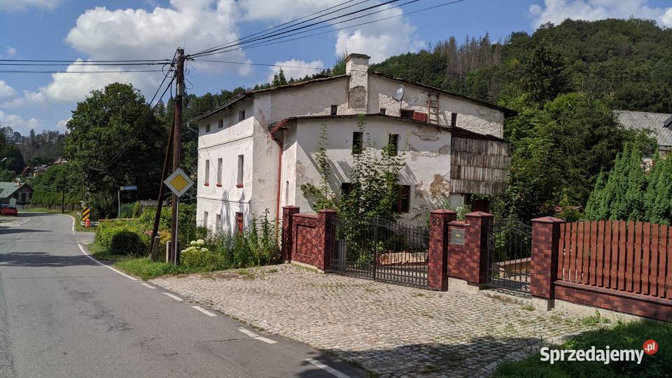 Okazja Przedwojenny dom 209 m Działka 104 ha wolnostojący