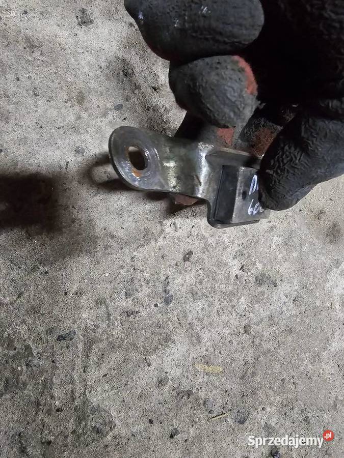 Suzuki DR 600 dr600 mocowanie guma zbiornika