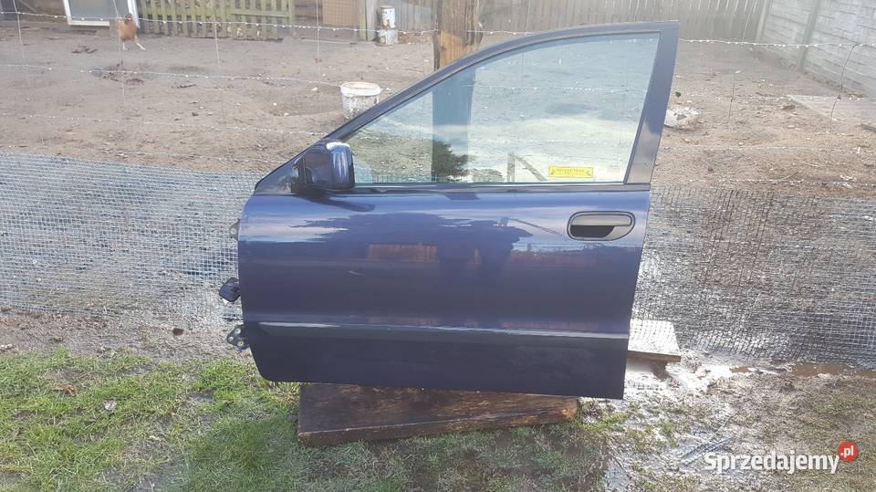 Volvo V40 na części osobowe sprzedam