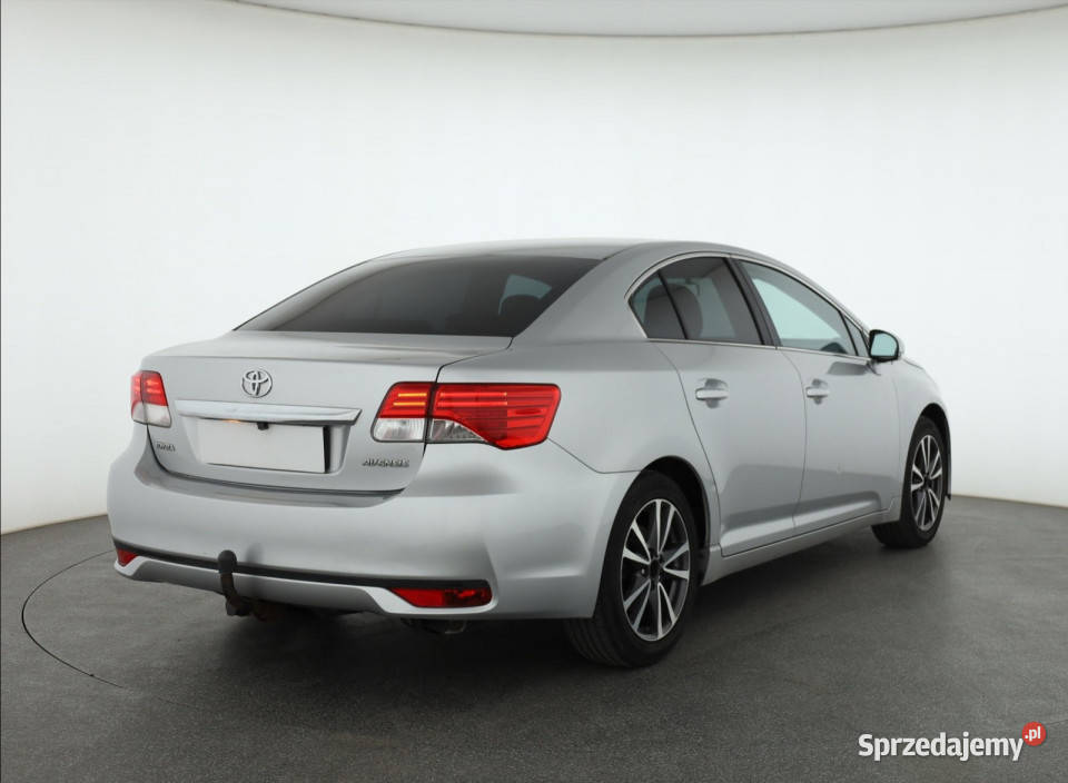 Toyota Avensis 18 Valvematic hak Piaseczno