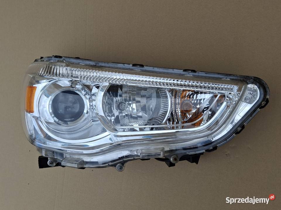 MITSUBISHI ASX I LIFT REFLEKTOR PRAWY LAMPA Bieleń