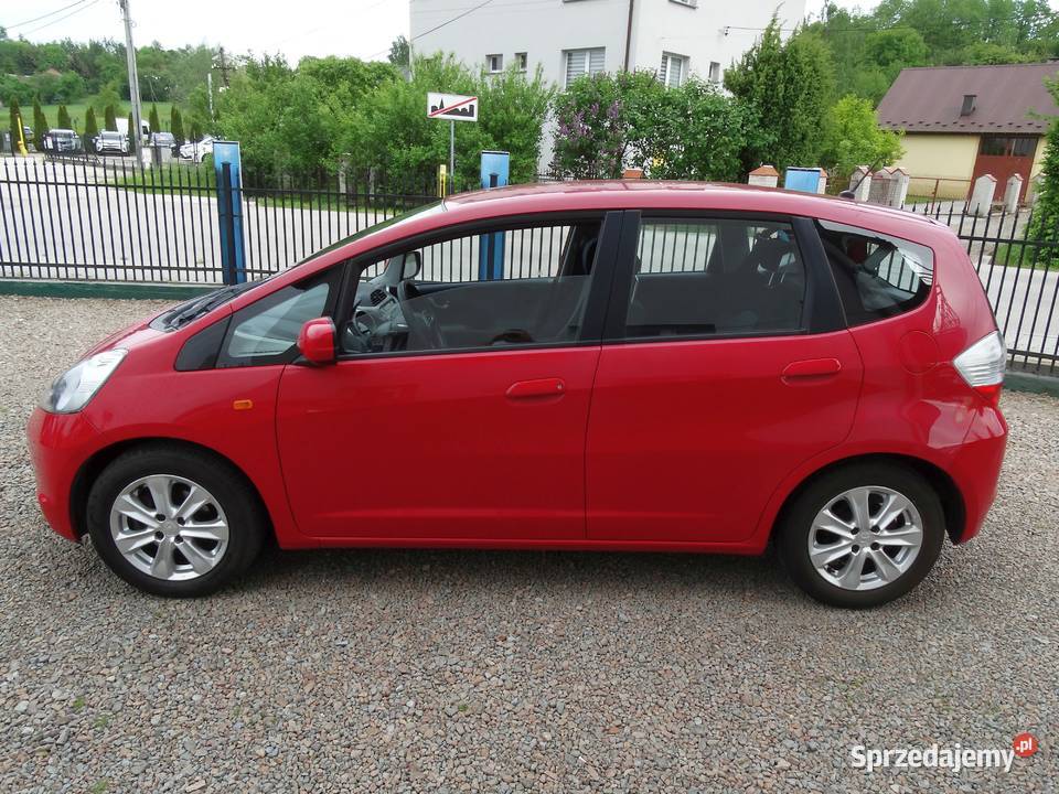 Honda Jazz III 12benzyna wynajemwyporzyczalnia Wieliczka wynajem pojazdu
