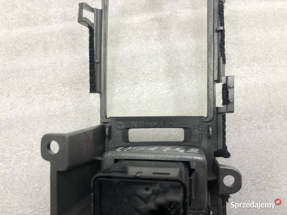 WŁĄCZNIK PANEL AWARYJNYCH MAZDA 6 III GJ Motoryzacja