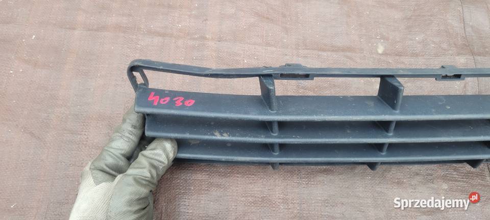 KRATKA ZDERZAKA ŚRODKOWA VOLVO S40 V50 0407 Ruda Śląska