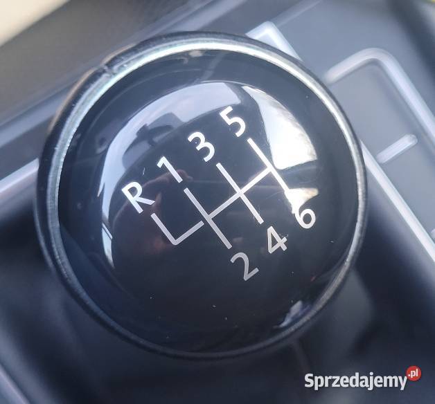 Volkswagen Golf 7 benzyna bezwypadkowy salon 110KM Jarocin sprzedam