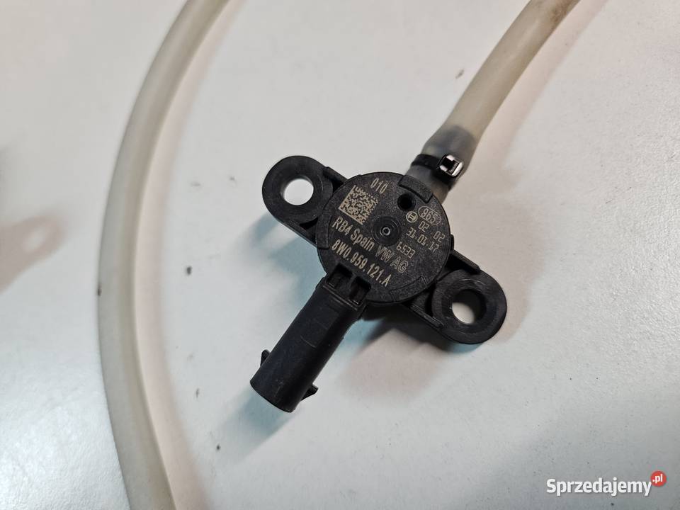 AUDI A4 B9 CZUJNIK OCHRONY PIESZCH 8W0959121A