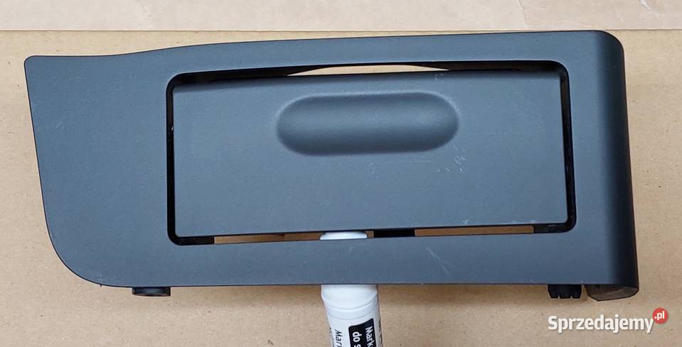 POPIELNICZKA DRZWI LEWY TYŁ CZARNA BMW E60 E61